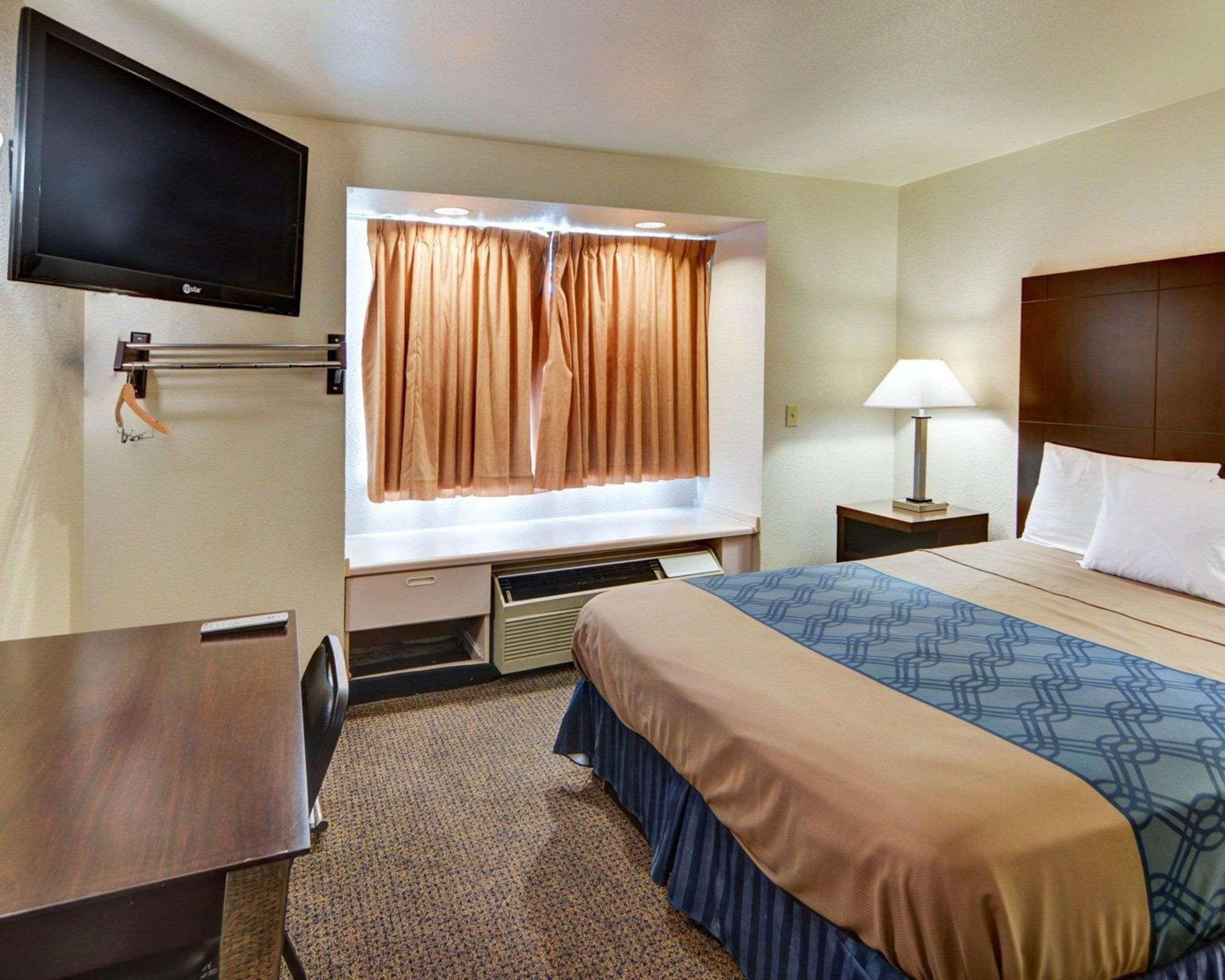 Rodeway Inn & Suites Lewisville I-35 Exterior foto