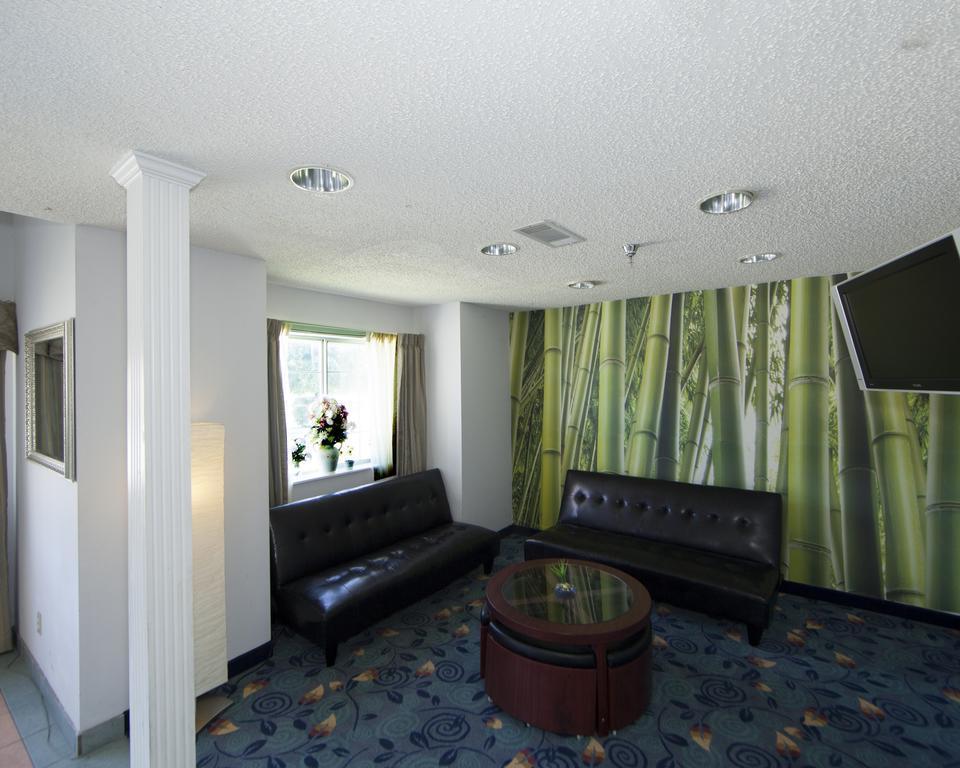 Rodeway Inn & Suites Lewisville I-35 Exterior foto
