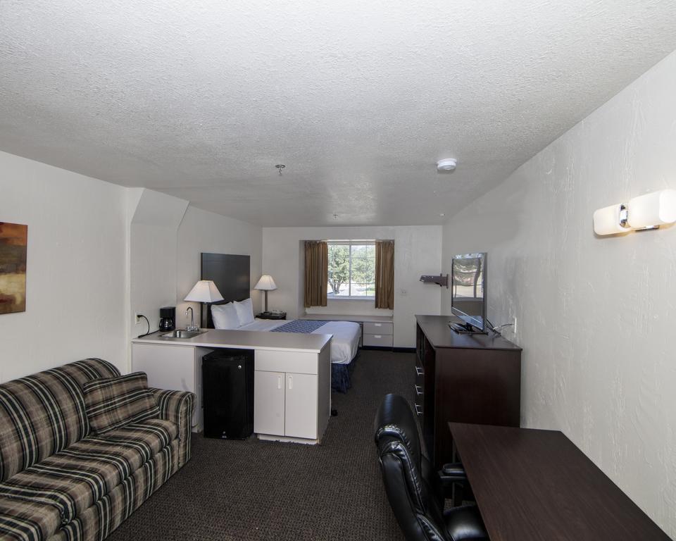 Rodeway Inn & Suites Lewisville I-35 Exterior foto